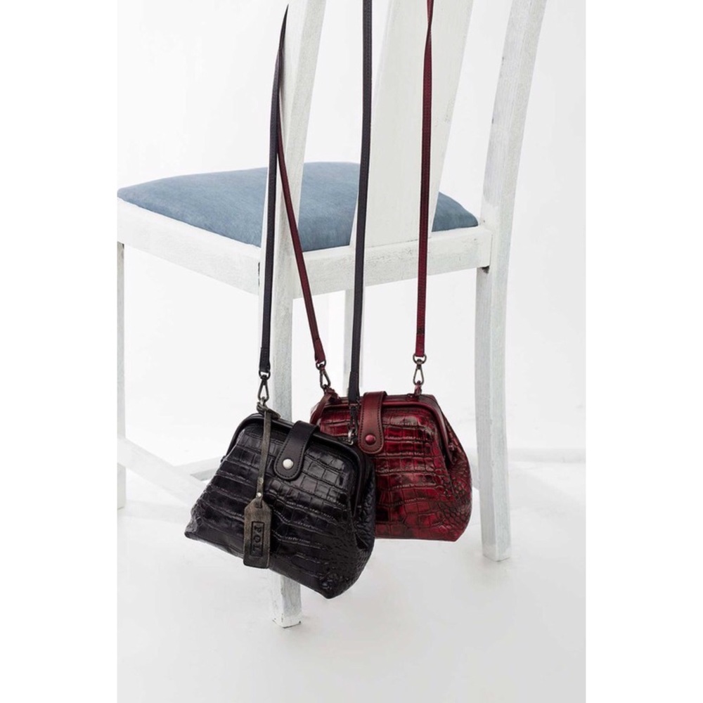 ๐5โญ๏ธ๐HP๐Mini Black crossbody handbag - Picture 6 of 8